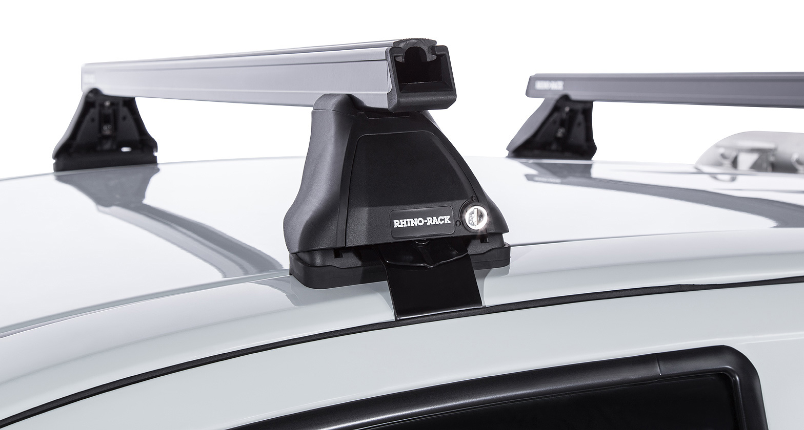 RHINO RACK HEAVY DUTY 2500 BLACK 2 BAR ROOF RACK - Image 9