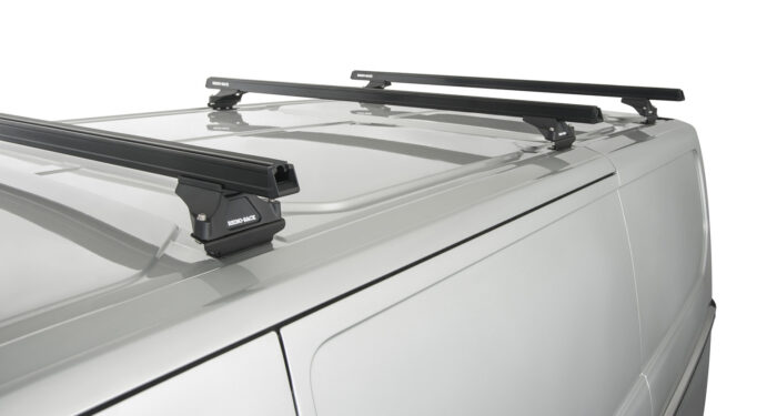 RHINO RACK HEAVY DUTY RLTP BLACK 3 BAR ROOF RACK - Image 4