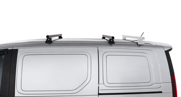 RHINO RACK  HEAVY DUTY RCH BLACK 2 BAR ROOF RACK - Image 8